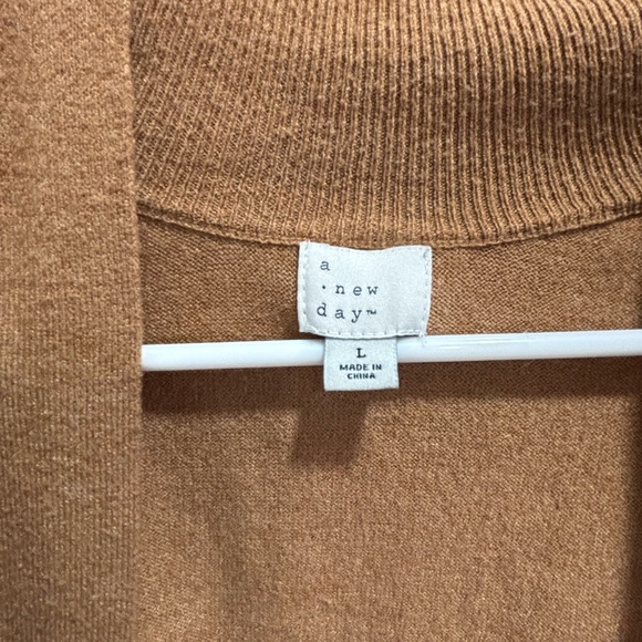 Women's Tan Open Front Sweater - Picture 3 of 3
